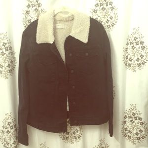 Pacsun Black sherpa denim jean jacket size medium